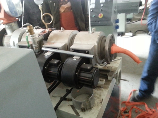 Πλαστική μηχανή εξωθητών PVC σωλήνων για το κρύο PPR/το σωλήνα ζεστού νερού
